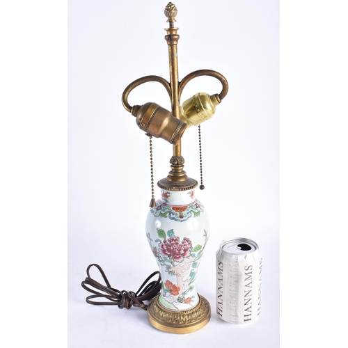 2443 - A 19TH CENTURY FRENCH SAMSONS OF PARIS PORCELAIN LAMP modelled in the Chinese Export style. 43 cm hi... 