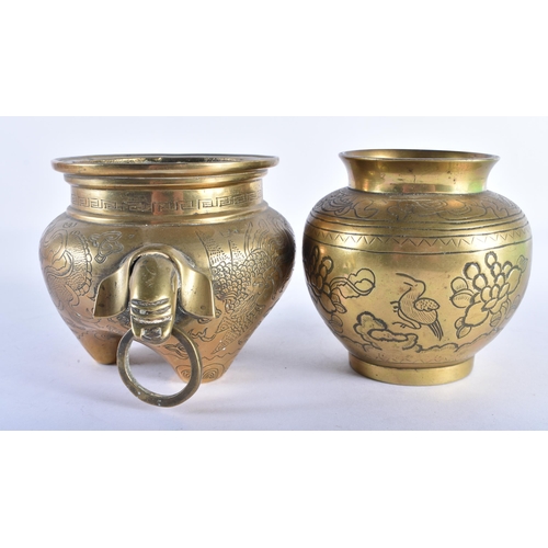 2506 - TWO 19TH CENTURY CHINESE BRONZE CENSERS. Largest 17 cm wide. (2)