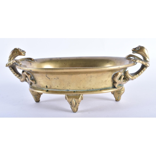 2531 - A 19TH CENTURY CHINESE TWIN HANDLED BRONZE CENSER Qing. 949 grams. 18.5 cm x 12.5 cm.