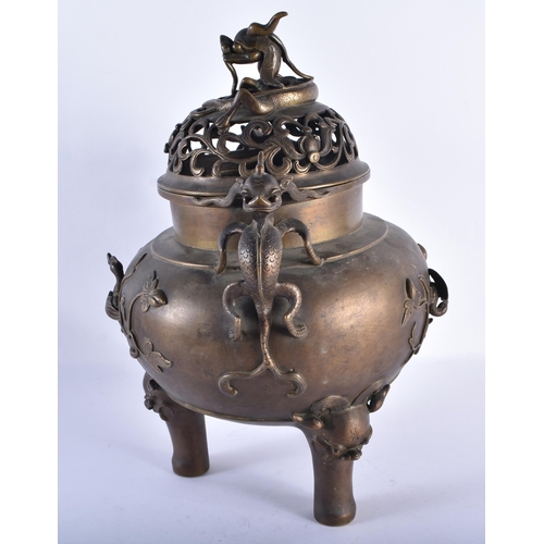 2563 - A VERY LARGE 18TH/19TH CENTURY CHINESE TWIN HANDLED BRONZE CENSER AND COVER bearing Xuande marks to ... 