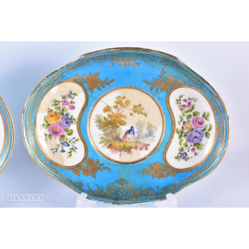 127 - A PAIR OF 19TH CENTURY CONTINENTAL SEVRES COALPORT PORCELAIN DISHES together with a pair of danube b... 