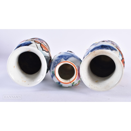 142 - A PAIR OF 19TH CENTURY FRENCH SAMSONS OF PARIS PORCELAIN VASES together with a similar vase, decorat... 