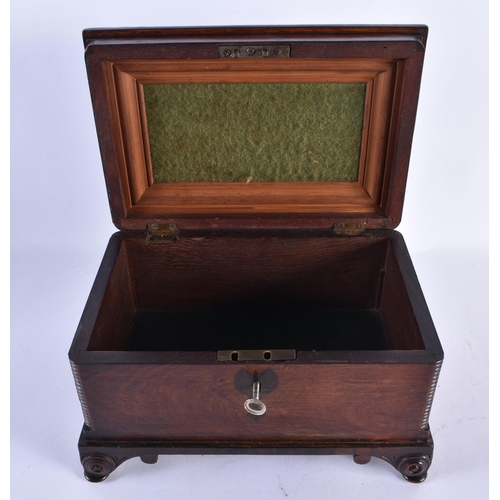 164 - A FINE WILLIAM IV CARVED ROSEWOOD CASKET in the manner of Gillows. 25 cm x 17 cm x 15 cm.