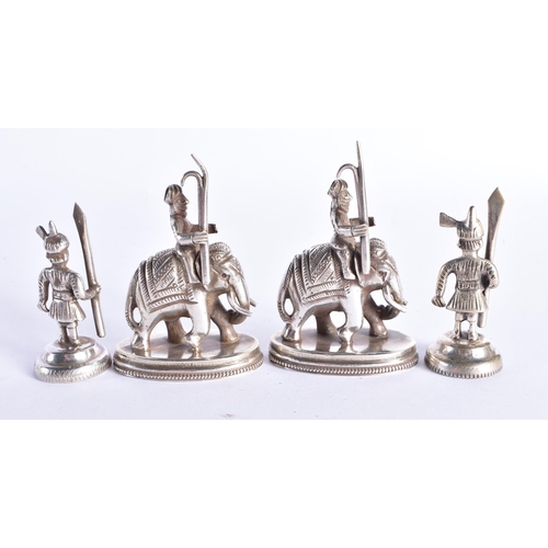 194 - A RARE 19TH CENTURY INDIAN SILVER CHESS SET including camels, horses, elephants and figures. 1300 gr... 