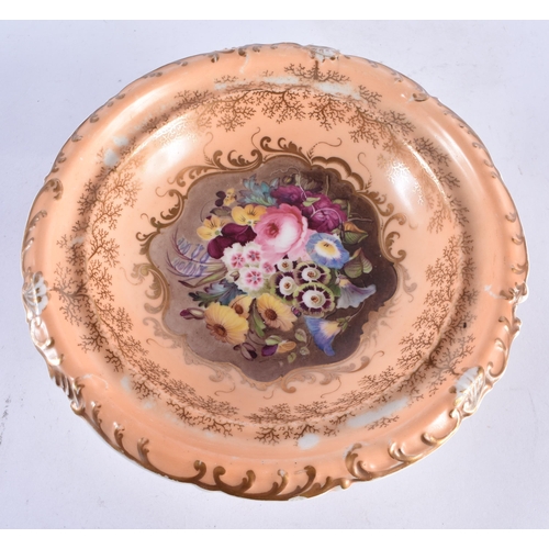 214 - AN UNUSUAL EARLY 19TH CENTURY CHAMBERLAINS WORCESTER POT POURRI AND COVER painted with flowers and e... 