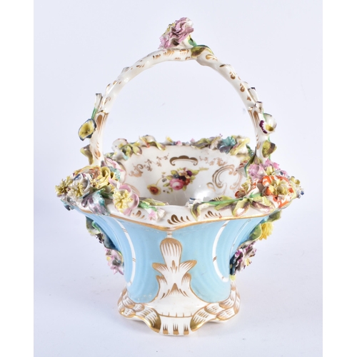 216 - AN EARLY 19TH CENTURY ENGLISH PORCELAIN ENCRUSTED BASKET possibly Coalport. 26 cm x 18 cm.