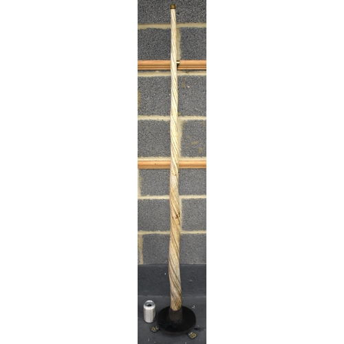 228 - A LARGE VICTORIAN COUNTRY HOUSE NARWHAL TUSK. Cities Number: 24GBA106EL3YR. 166 cm high, 8.93 kgs. T... 