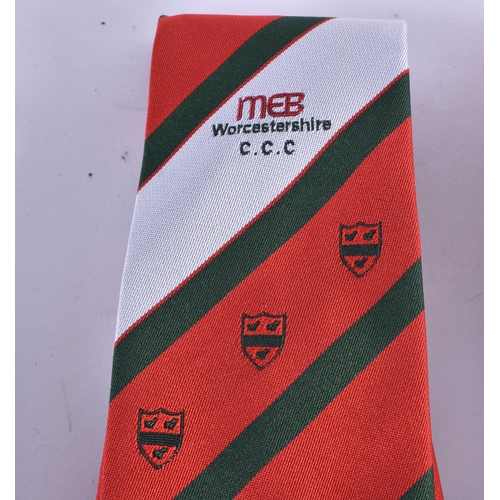 414 - Cricketing interest, 8 x silk & other ties. (8)