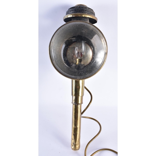 433 - Bronze Samovar / Tea Urn Vintage H:45cm 6206g & Antique Carriage Lamp Conversion- Working. (2)