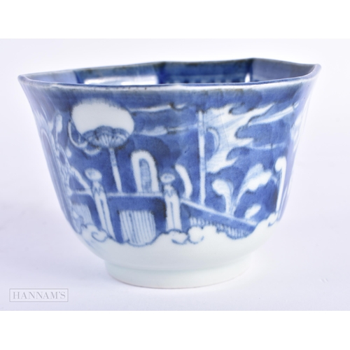 44 - AN EARLY 18TH CENTURY JAPANESE EDO PERIOD BLUE AND WHITE PORCELAIN BOWL painted with figures in land... 