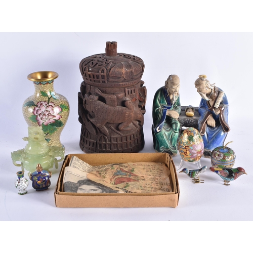 457 - Assorted Chinese collectables. (qty)