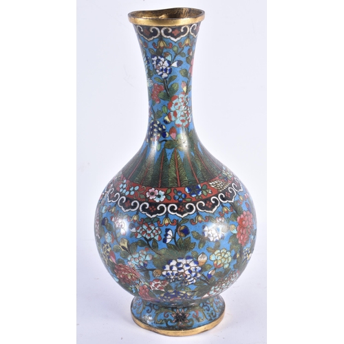 462 - A LARGE 19TH CENTURY CHINESE CLOISONNE ENAMEL VASE Qing. 32 cm high.