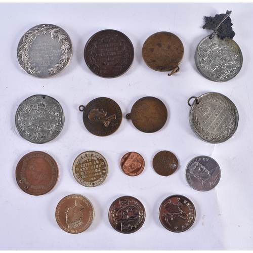 467 - A GOOD PRIVATE COLLECTION OF COINS including Duke of Argyle and Sir. Robert Walpole Medal, other ear... 