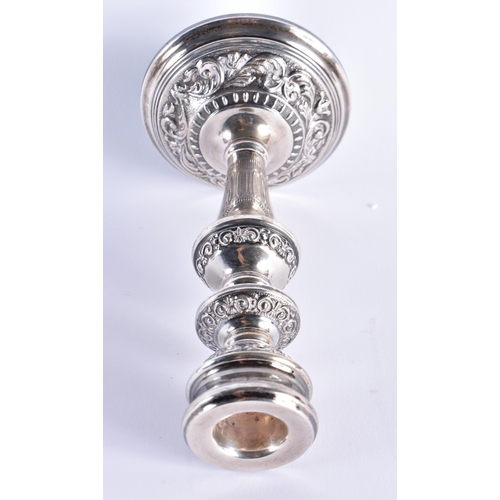 478 - A PAIR OF 1960S SILVER CANDLESTICKS. Birmingham 1966. 940 grams overall. 19 cm high.