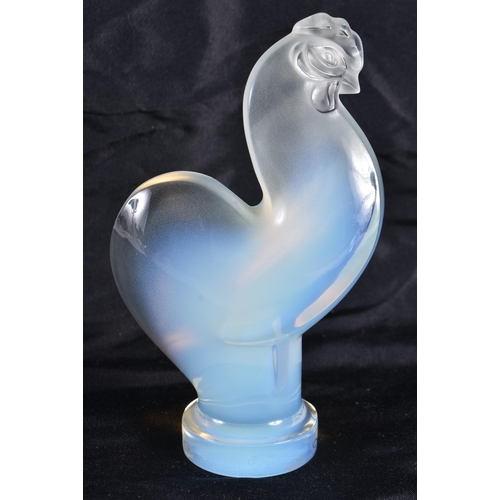 504 - A LALIQUE OPALESCENT GLASS FOWL. 13 cm high.