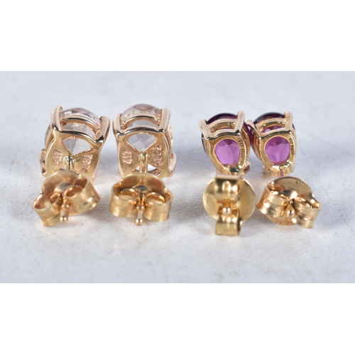 525 - Two Pairs of 10 Carat Gold Stud Earrings  1 pair set with Garnet and the other set with Morganite.  ... 