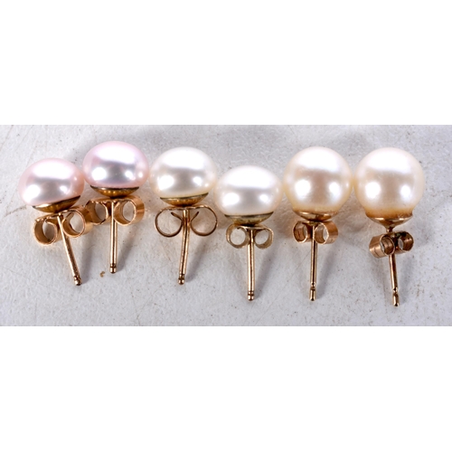 526 - Three Pairs of 9 Carat Gold Cultured Pearl Stud Earrings.  0.7cm diameter, total weight 3.8g (6)