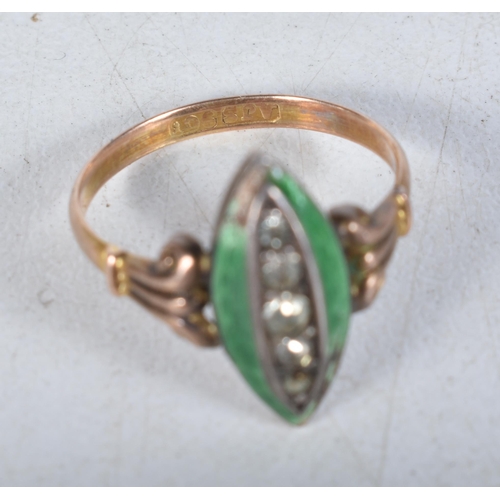 554 - A 9 Carat Antique Gold Paste & Enamel Dress Ring.  Stamped 9CT.  Size L, weight 1.6g