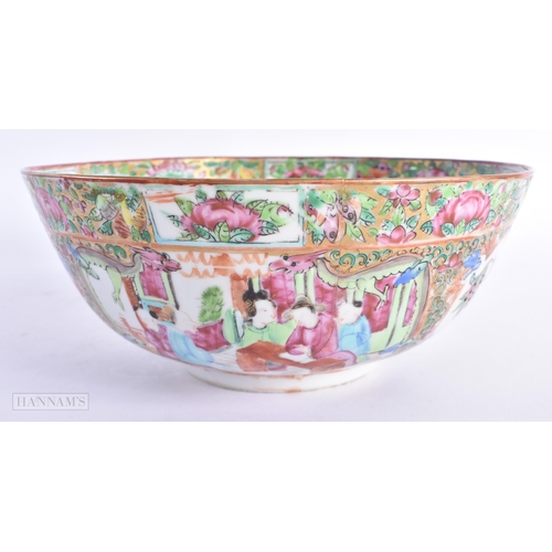 66 - A 19TH CENTURY CHINESE CANTON FAMILLE ROSE BOWL Qing. 20.5 cm diameter.