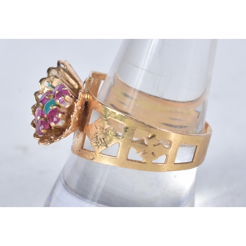 666 - An Antique Gold, Turquoise and Ruby Flower Ring. Size S, weight 4.31g