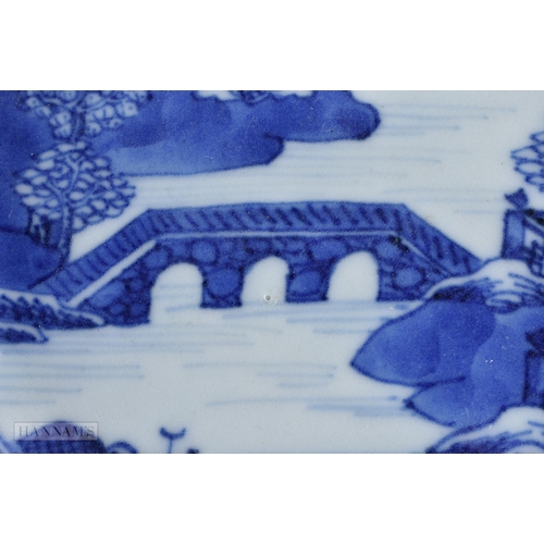 73 - AN 18TH CENTURY CHINESE EXPORT BLUE AND WHITE PORCELAIN DISH Qianlong. 27 cm x 22 cm.