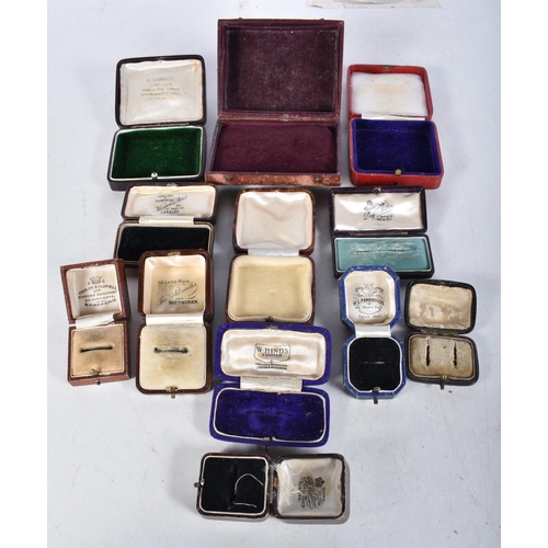 737 - Collection of Antique / Vintage Jewellery Boxes (12)