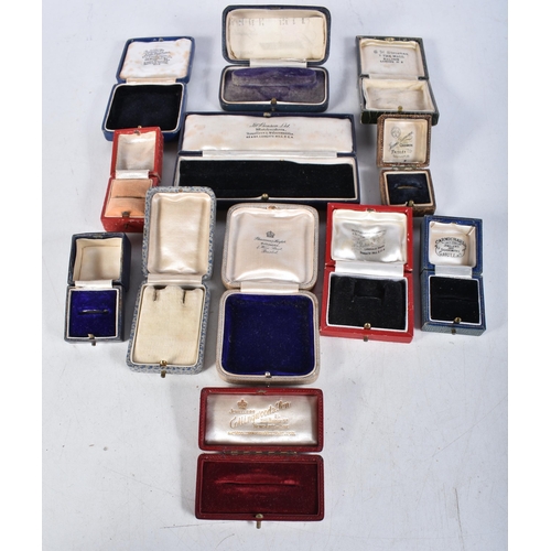 739 - Collection of Antique / Vintage Jewellery Boxes (12)