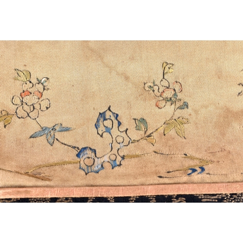 1097 - A RARE 18TH CENTURY CHINESE GU TYPE SILK EMBROIDERED PANEL Qianlong, depicting figures within a land... 