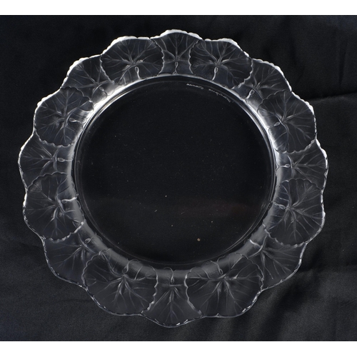 1222 - A PAIR OF FRENCH LALIQUE GLASS FLOWER PLATES. 20 cm wide.