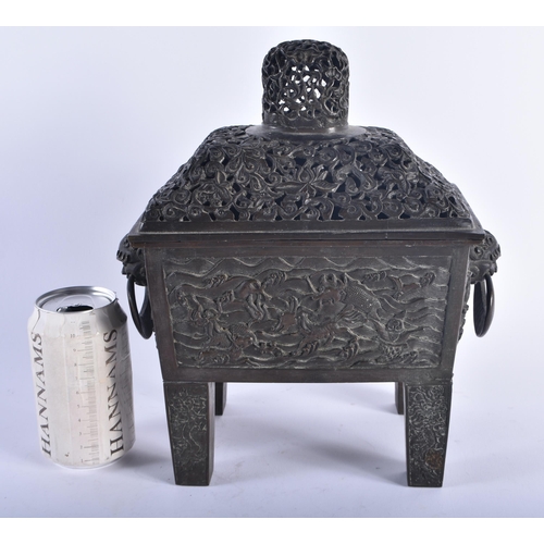 1268 - AN EXTREMELY RARE 17TH CENTURY CHINESE BRONZE CENSER AND COVER bearing Xuande inscription to the bas... 