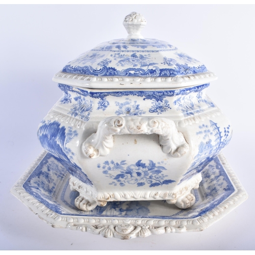 1290 - A VERY LARGE EARLY 19TH CENTURY 'CHINESE MARINE' BLUE AND WHITE TUREEN COVER AND STAND possibly Mint... 