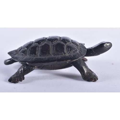 1320 - A 19TH CENTURY JAPANESE MEIJI PERIOD BRONZE TORTOISE OKIMONO. 9 cm x 6 cm.