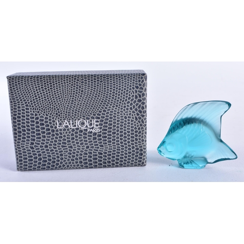 1326 - A FRENCH LALIQUE GLASS FISH. 8 cm x 6 cm.