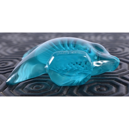 1326 - A FRENCH LALIQUE GLASS FISH. 8 cm x 6 cm.