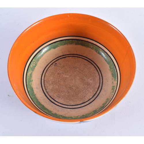 1351 - AN ART DECO CLARICE CLIFF BOWL. 20 cm diameter.