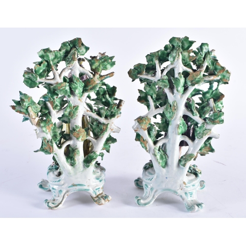 1398 - A PAIR OF 18TH CENTURY CHELSEA OR BOW PORCELAIN BROCAGE GROUPS formed with figures before rococo bas... 