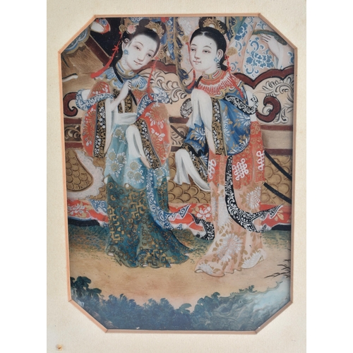 1457 - A PAIR OF 18TH CENTURY CHINESE REVERSE PAINTED PLAQUES Late Qianlong, depicting beauties within a la... 