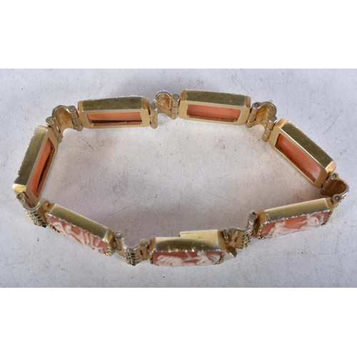 757 - Silver Shell Cameo Panel Bracelet 27 grams. 18 cm long.