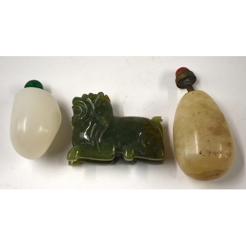 820 - TWO CHINESE LATE 19TH CENTURY CHINESE JADE SNUFF BOTTLES together with a jade beast. (3)