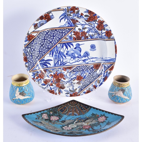 924 - A 19TH CENTURY JAPANESE MEIJI PERIOD FAN SHAPED CLOISONNE ENAMEL DISH together with a pair of Longwy... 