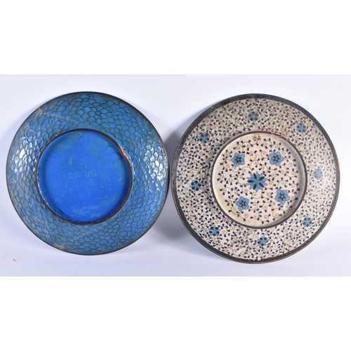 925 - THREE 19TH CENTURY JAPANESE MEIJI PERIOD CLOISONNE ENAMEL DISHES. 30 cm diameter. (3)