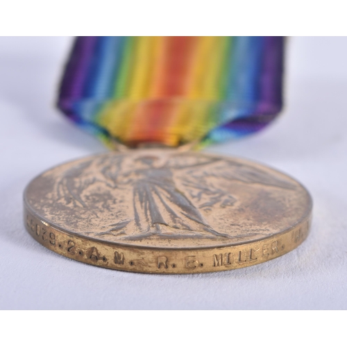 956 - WW1 Medal Pair 99039 2.AM R. E. Miller RAF x 2. 5 cm x 3.75 cm. (2)