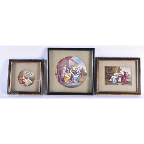 130B - A SET OF THREE 19TH CENTURY CONTINENTAL PAINTED ENAMEL PANELS depicting classical scenes. 19.5 cm x ... 