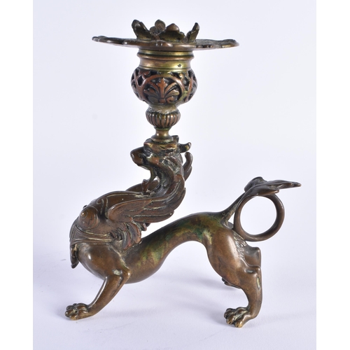 14 - AN UNUSUAL EARLY 19TH CENTURY BRONZE GRIFFIN CHAMBER STICK modelled as a scowling bird. 15 cm x 9 cm... 