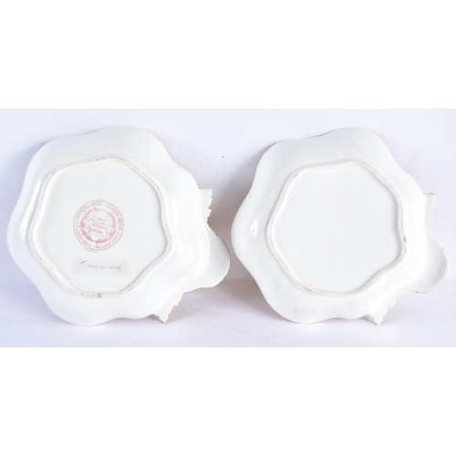 208 - A PAIR OF EARLY 19TH CENTURY COALPORT PORCELAIN DISHES. 22 cm x 22 cm.