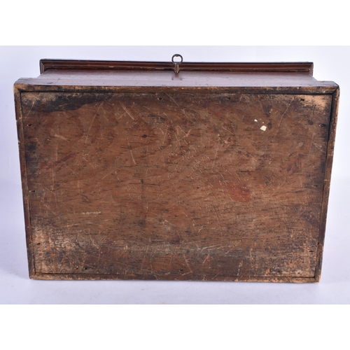 225 - A VICTORIAN BOX with fitted interior. 32 cm x 20 cm.