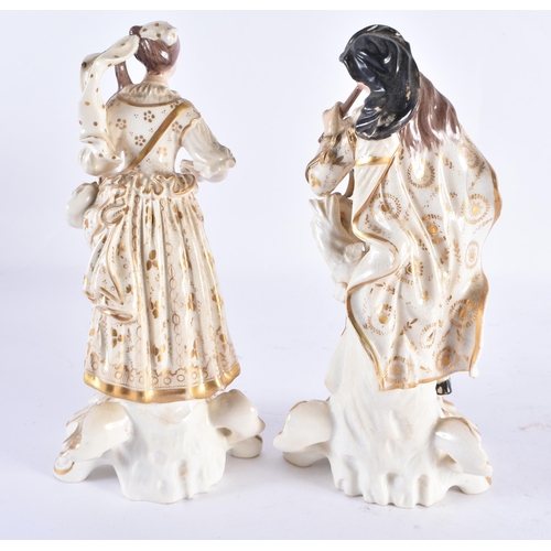 236 - A PAIR OF 19TH CENTURY DERBY FIGURES OF MUSICIANS. 20 cm high.