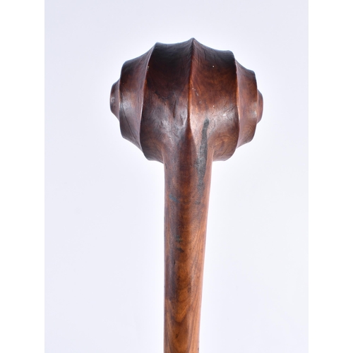 255 - AN UNUSUAL 19TH CENTURY TRIBAL CARVED WOOD THROWING CLUB possibly Chinese Huanghuali wood. 65 cm lon... 