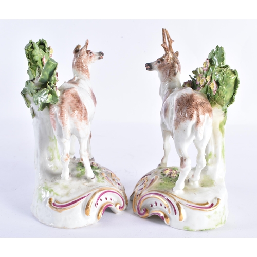 29 - A PAIR OF 19TH CENTURY DERBY STYLE PORCELAIN FIGURE OF DEER probably Samsons of Paris. 16 cm x 10 cm... 