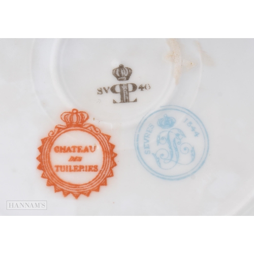 30C - A GOOD LATE 19TH CENTURY FRENCH SEVRES PORCELAIN DESSERT SERVICE painted with figures on a rich blue... 